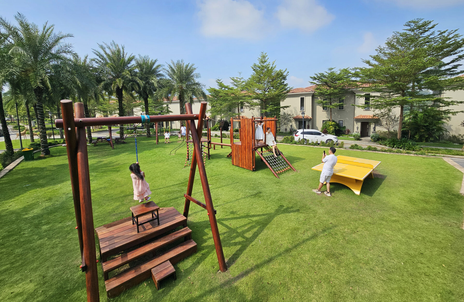 Không gian Wyndham Sky Lake 2